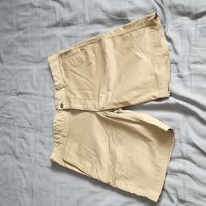 North face sz34 khaki shorts